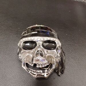 PIRATES JEWELED SKULL BELT BUCKLE NRMINT CONDITION